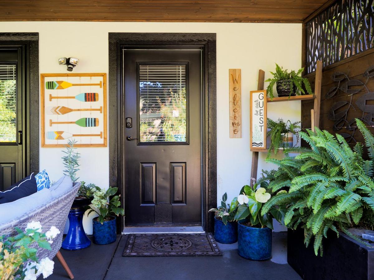 Rayleigh Riverfront Retreat- Peaceful Garden Oasis-25 Minutes To Ski Hill Kamloops Exterior foto